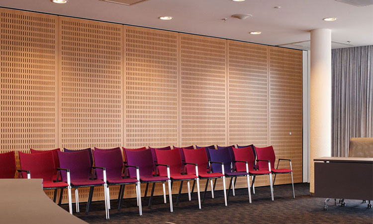 acoustic movable partition wall